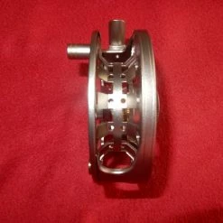 Hardy Ultralite CA DD 5000 -perhokela, Titanium 10 Hardy Ultralite CA DD 5000 -perhokela, Titanium -Kelat Myynti DSCN1086